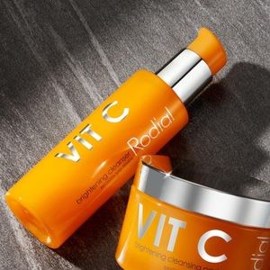 NEW Rodial Vitamin C Brightening Cleanser